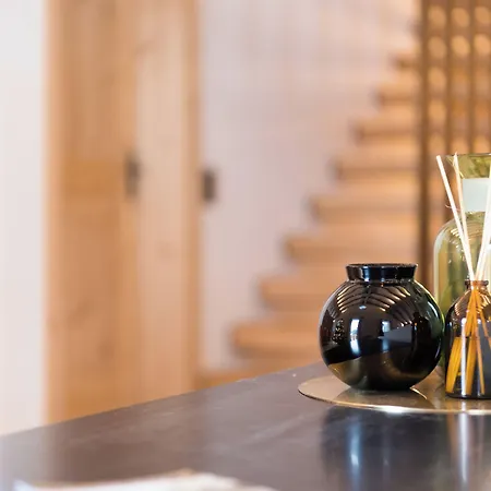 Silver Fox 아파트