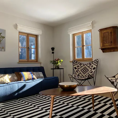 Silver Fox Apartament *